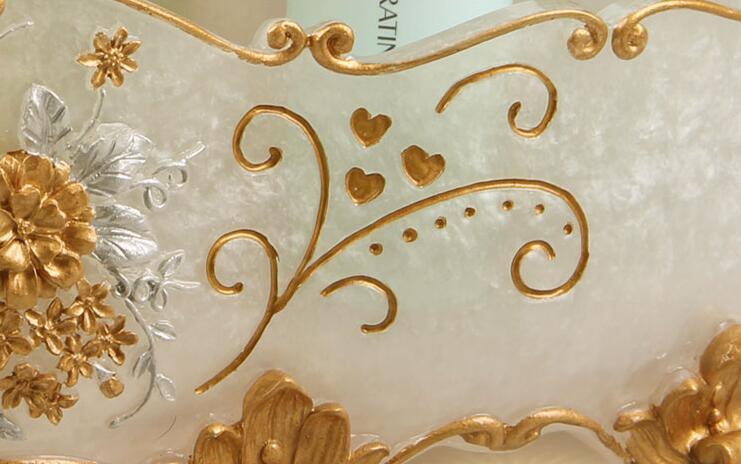 Dresser cosmetic storage box